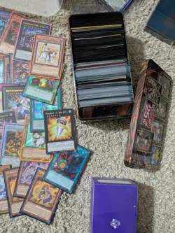 Yugioh 500+ Cards Bulk Lot 200+ Holographics Foils - Image 3