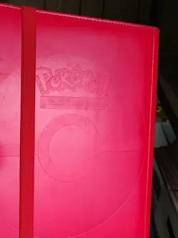 Ultra PRO Charizard Premium 9-Pocket PRO-Binder for Pokemon Pre-owned Used - Image 3