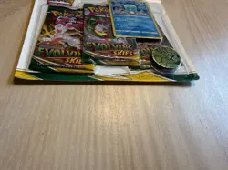 Pokemon Trading Card Game: Sword and Shield - Evolving Skies Three Booster Packs - Image 4