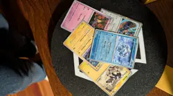 bulk pokemon Tcg +100 Cards Spanish-english (Box Included) - Image 3