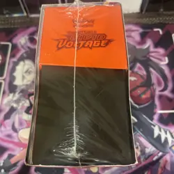 Pokemon TCG: Sword & Shield-Vivid Voltage Elite Trainer Box (133 Cards) 820650807688 - Image 4