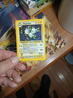 WOTC Vintage Pokemon 10 Card Lot. Holo Magneton. 1st Edition Arbok - Image 2