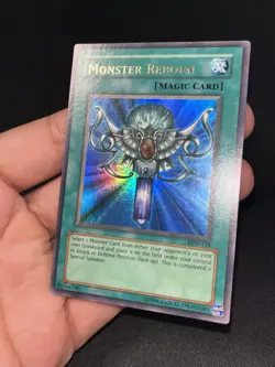 Yugioh Monster Reborn LOB-118 Ultra Rare Original Print 1.5 - Image 2