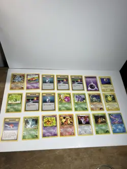 Vintage Pokemon TCG 30 Cards - Box - Booklets - LOT - Image 2