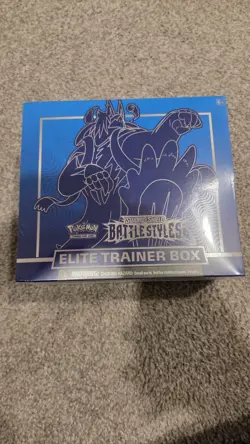 Pokemon TCG Elite Trainer Box - Sword and Shield Battle Styles (Blue) New Sealed 820650808357 - Image 1