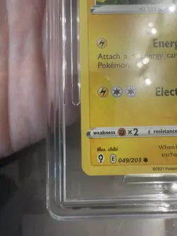 Pokemon Pikachu TCG Evolving Skies Card 049/203 Regular Common UGC 9 - Image 5