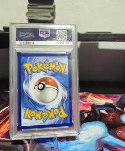 Dragonite V (Full Art) 076/078 Pokemon GO Holo PSA 10 - Image 2