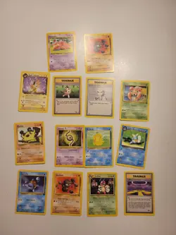 Lot 3 of 200+ vintage 1999 & 2000 Pokemon cards - Image 3