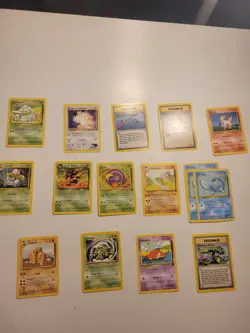 Lot 1 of 200+ vintage 1999 & 2000 Pokemon cards - Image 2