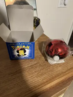 Burger King Pokemon Poliwhirl 23K Gold Plated Card Red Box Sealed 1999 - Image 2