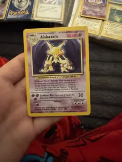 1999 Pokemon TCG Alakazam Base Set Holo Unlimited Rare Card 1/102 - Image 1