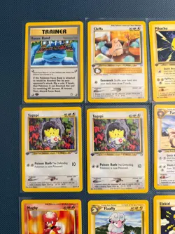 1st Edition Pokemon Card Lot Neo Genesis LP/MP Cleffa 20/111, Piakchu 70/111 - Image 2
