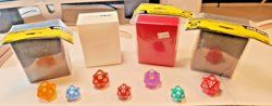 MTG Magic: The Gathering Dice and Deck Box Lot (7 Dice and 4 Deck Boxes) - Image 1