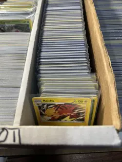 pokemon lot vintage (Estate sale find) Over 2000+ Games (Not A Pokemon Expert) - Image 3