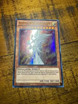 Silent Magician LV8 YGLD-ENC04 1st Edition Ultra Rare PL + BONUS - Image 1