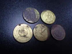 Pokemon Card Banpresto 1997 Promo Game Coin x5 Charmander Mewtwo etc #5677 - Image 2