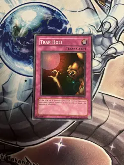 (39) Yu-Gi-Oh Trap Hole LOB-058 Super Rare Unlimited LP - Image 1