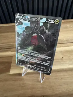 REGIDRAGO V 184/195 RARE Silver Tempest Alt Art Ultra Rare Holo Pokemon Card - Image 2