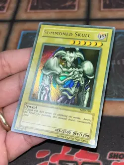 Yugioh Summoned Skull MRD-003 Ultra Rare Original Print Misprint Max Faded - Image 4
