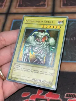Yugioh Summoned Skull MRD-003 Ultra Rare Original Print Misprint Max Faded - Image 5