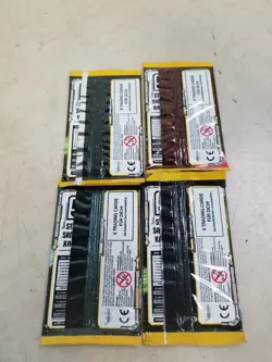 Lot of 4 - LEGO Star Wars - Series 1 Trading Cards Sealed Packs - Image 4