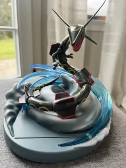 Pokemon Shiny Rayquaza Figure Hidden Fates Premium Card Holder - Image 1
