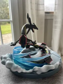 Pokemon Shiny Rayquaza Figure Hidden Fates Premium Card Holder - Image 2