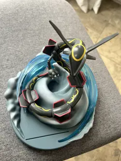 Pokemon Shiny Rayquaza Figure Hidden Fates Premium Card Holder - Image 4