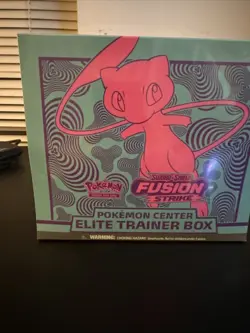 Nintendo Pokemon Center TCG Sword & Shield-Fusion Strike Elite Trainer Box - Image 1