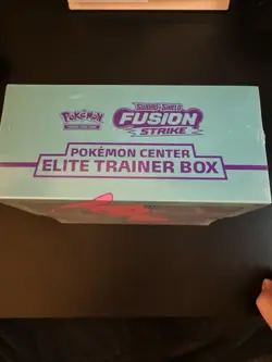 Nintendo Pokemon Center TCG Sword & Shield-Fusion Strike Elite Trainer Box - Image 2