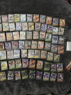 HUGE LOT of Pokemon V Cards - 131 Cards - Image 3