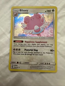 Pokemon TCG Blissey Sun & Moon Lost Thunder 153/214 Cosmos Holo Rare - Image 1