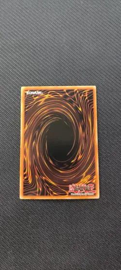 Yugioh Chaos Dragon Levianeer MAGO-EN017 Gold Rare 1st Edition - Image 4