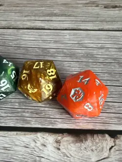Magic The Gathering Oversized 20 Sided Spindown Dice (Lot Of 4) - Image 3