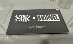 Magic the Gathering: Secret Lair Marvel - Iron Man Rainbow Foil Edition (MTG) - Image 4