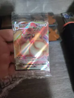 Pokemon TCG Eevee VMAX SWSH087 Black Star Promo Holo 16 Card lot - Image 1