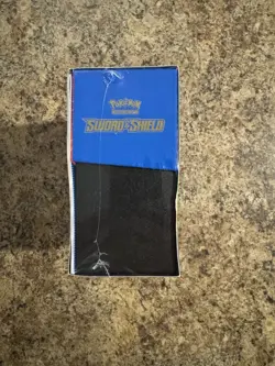 Pokemon Sword and Shield base Zamazenta Elite Trainer Box (ETB) SEALED - Image 5