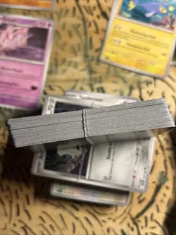 Pokemon TCG Scarlet And Violet Shrouded Fable Common Card Bulk Lot - 50 cards - Image 2