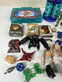 Bakugan Lot 70+ Battle Brawlers 60+ Magnetic Cards, Cases Battle Suit Doomtronic - Image 4