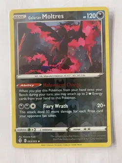 Pokemon TCG Galarian Moltres 093/203 Evolving Skies Reverse Holo Rare NM/M - Image 1