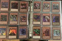 Yugioh Vintage Lot, +100 holos, BPT-001 dark magician, ct2-en004 - Image 4