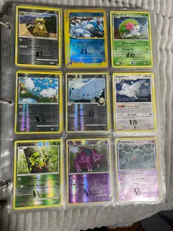 Pokemon Vintage Lot 400+ cards pre 1995-2011 holos, commons, rares - Image 2