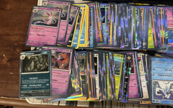 Pokemon TCG Bulk Card Lot - Roughly 850 HOLO/REVERSE HOLO Cards Only S&V English - Image 3