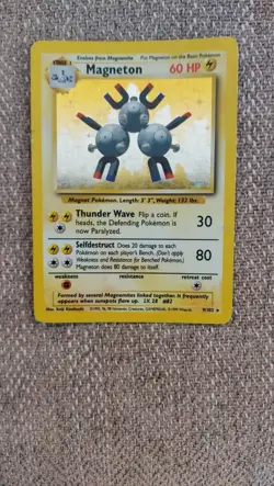 Pokemon TCG Magneton Base Set Holo Unlimited Rare Card 9/102 - Image 1