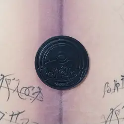 Pokemon TCG Collectors Flip Coin, Rayquaza Green Holo NM - Image 3