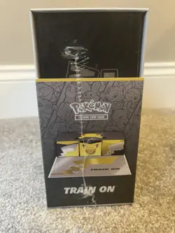 Pokemon TCG Celebrations: Ultra Premium Collection 820650809149 - Image 5