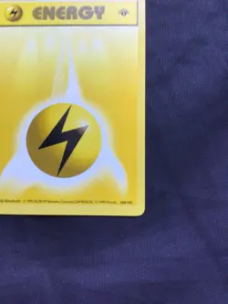 Pokemon Cards: Base Set 1st Edition Common: Lightning Energy 100/102 - Image 4