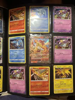 Pokemon Childhood Collection Vintage And Modern - Lot Of 100+ Cards Holo/Normal - Image 5