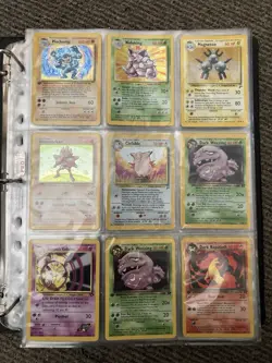 Pokemon TCG Binder Collection EX Era, WOTC Era Old Collection Holo Gold Star - Image 2