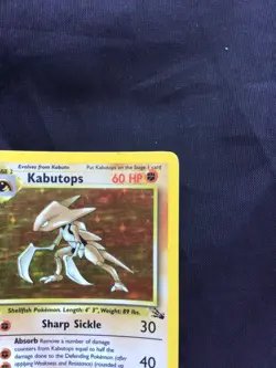 Pokemon Cards: Fossil Rare Holo: Kabutops 9/62 - Image 4